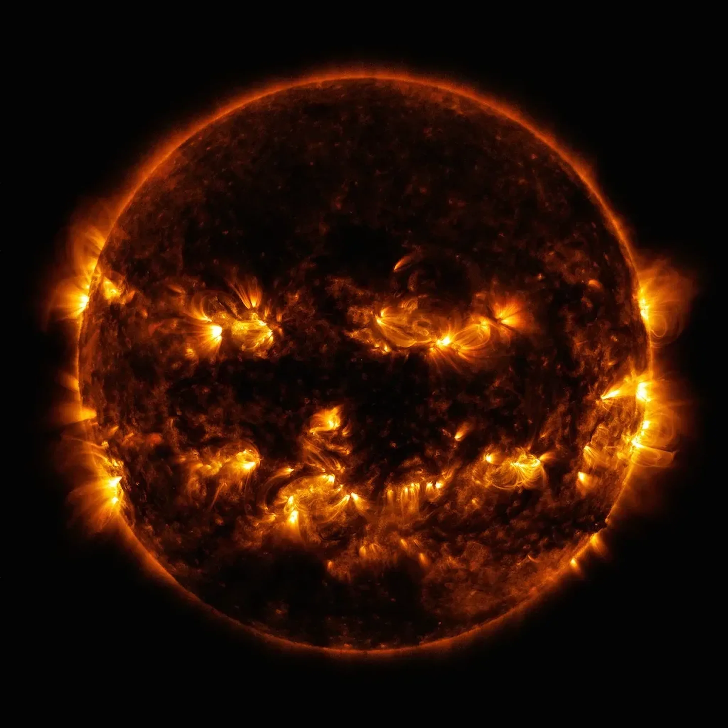 Halloween Sun 2014 by Nasa Observatory NASA GSFC SDO